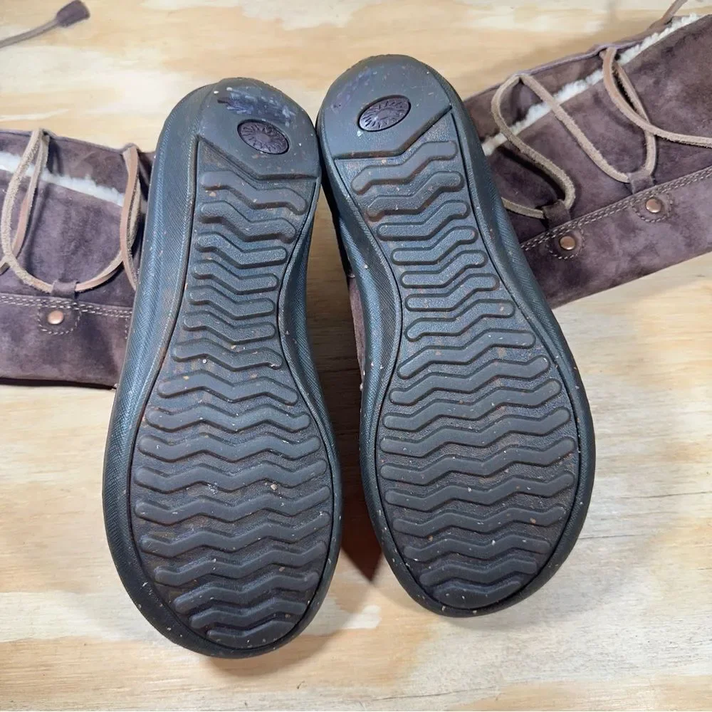 UGG cozy brown